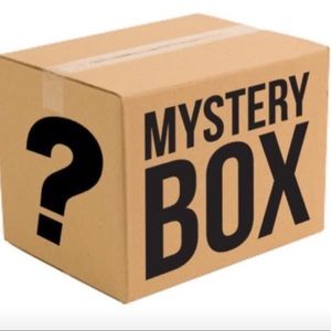 5 Piece Wardrobe Mystery Box - Firm  Have Many Sizes Sm-XL plus 16 and 18